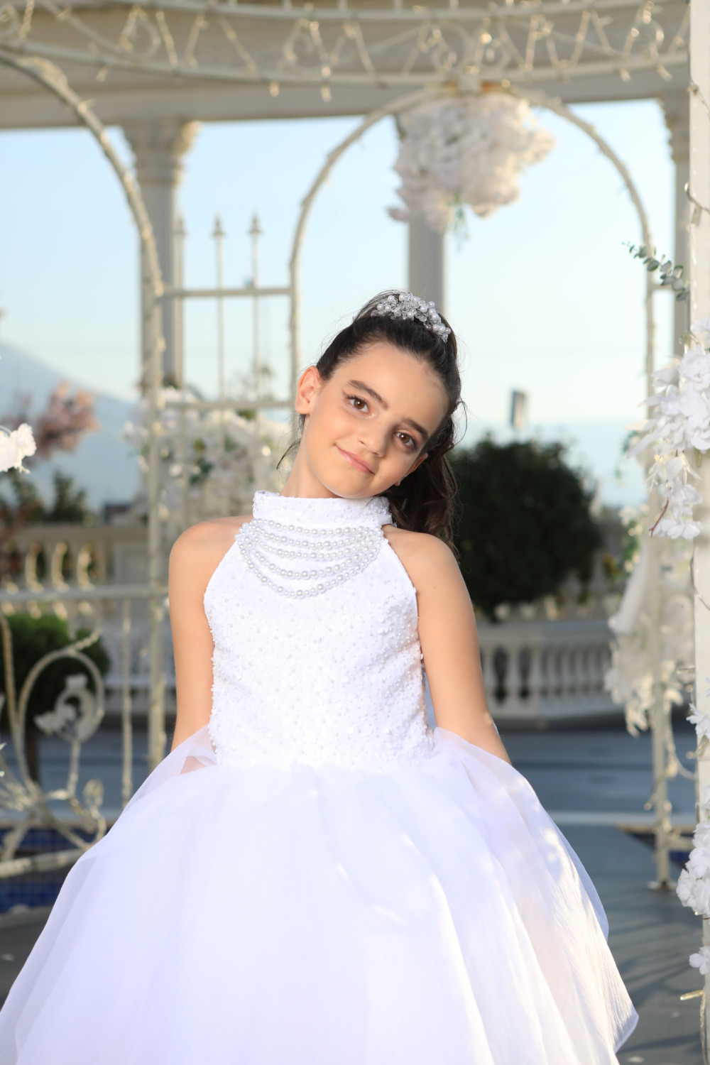 Fustani me Rruza në qafë Fustani me Rruza në qafë