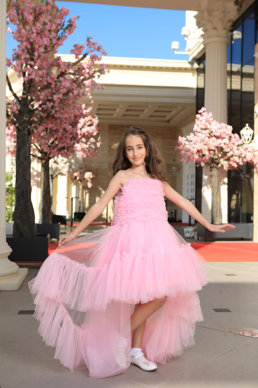 Fustani me tyl dhe elegant